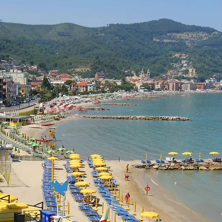 Tre Balconi Sul Mare - Happy Apartman *