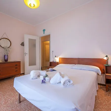 Apartment Tre Balconi Sul Mare - Beachfront Sea-view - Happy *